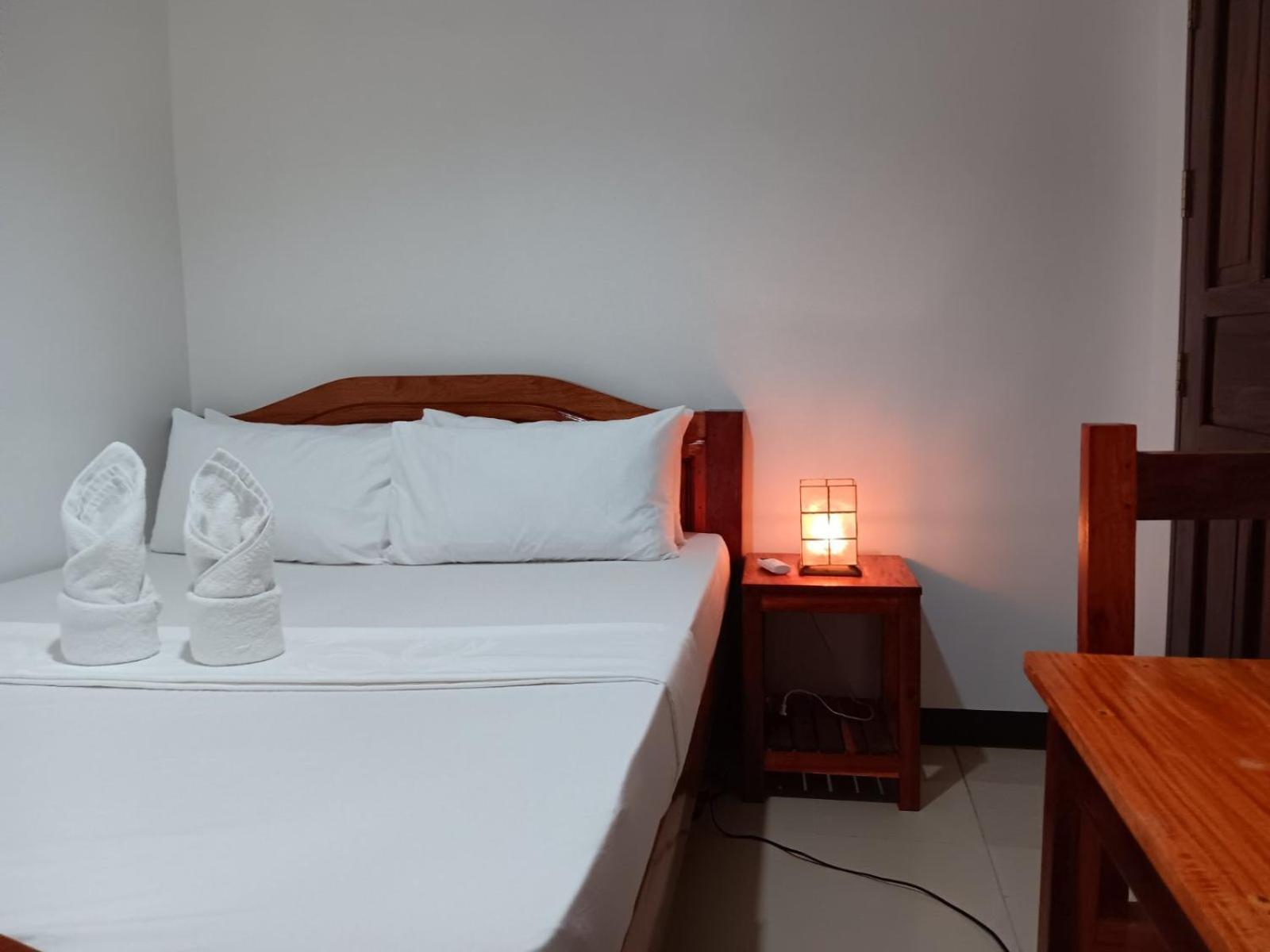 Forest Bay Inn إل نيدو المظهر الخارجي الصورة